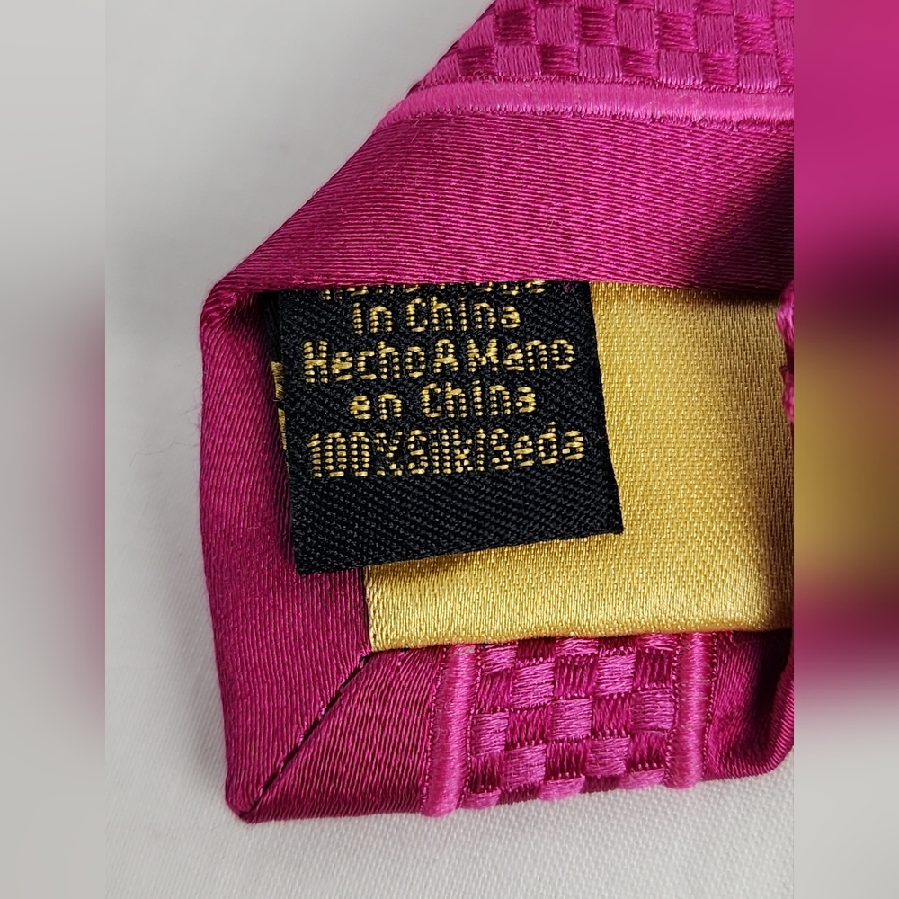 💪 DONALD J. TRUMP SIGNATURE COLLECTION SILK MEN'S TIE - PINK 💪 - Picture 5 of 7